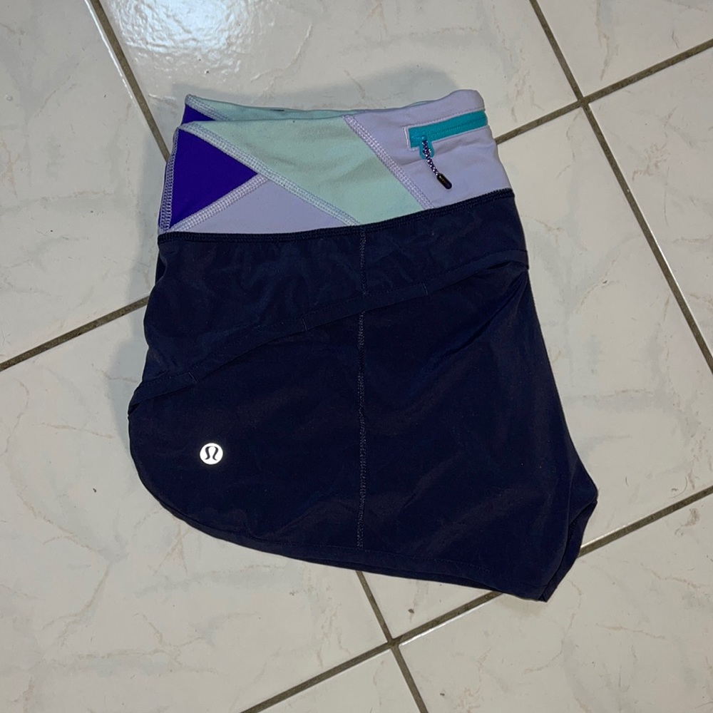 Lululemon Speed Short *purple w patterned band*
